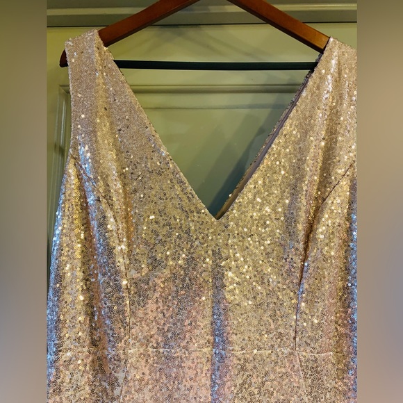 Women’s Plus size Rose Gold Sequin long dress - Picture 7 of 13